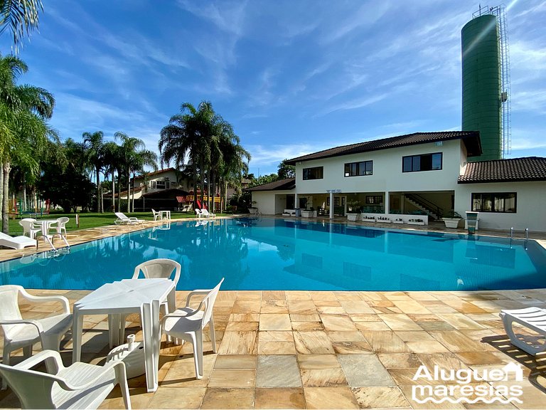 Casa Charmosa e Moderna - Localização privilegiada