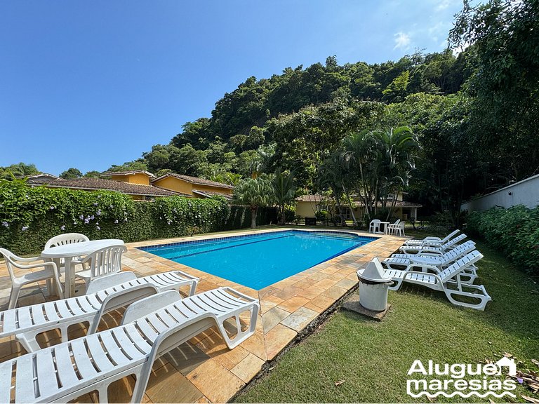 Casa com Piscina Privativa a 150m da Praia de Pauba