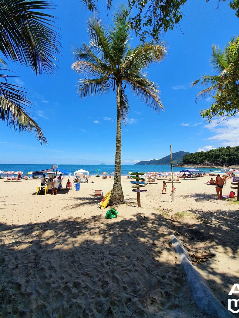 Casa com Piscina Privativa a 150m da Praia de Pauba