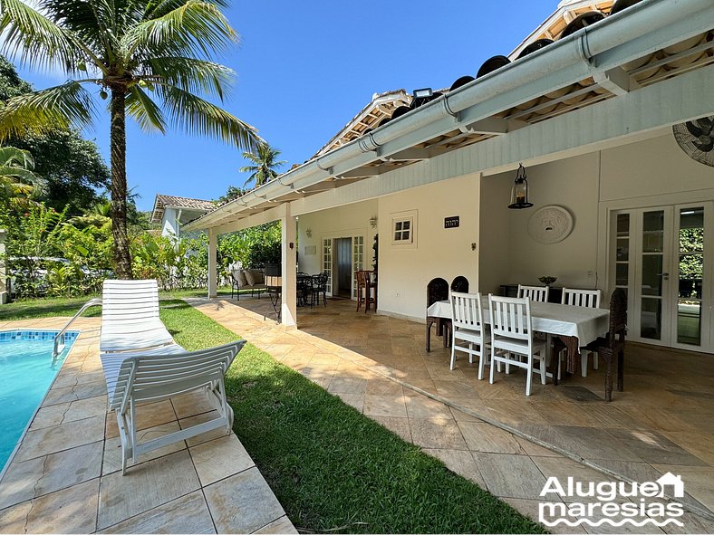 Casa con Piscina Privada a 100m de la Playa