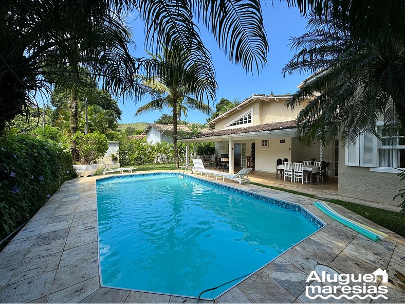 Casa con Piscina Privada a 100m de la Playa