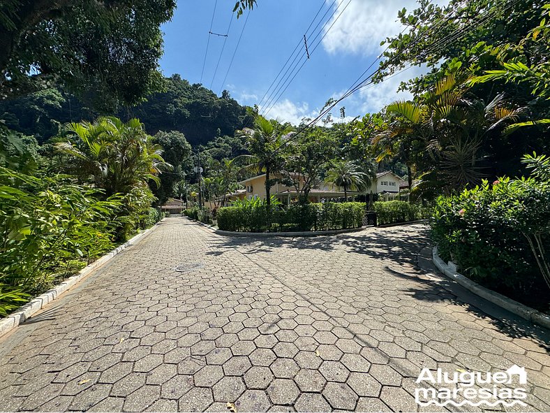 Casa con Piscina Privada a 100m de la Playa