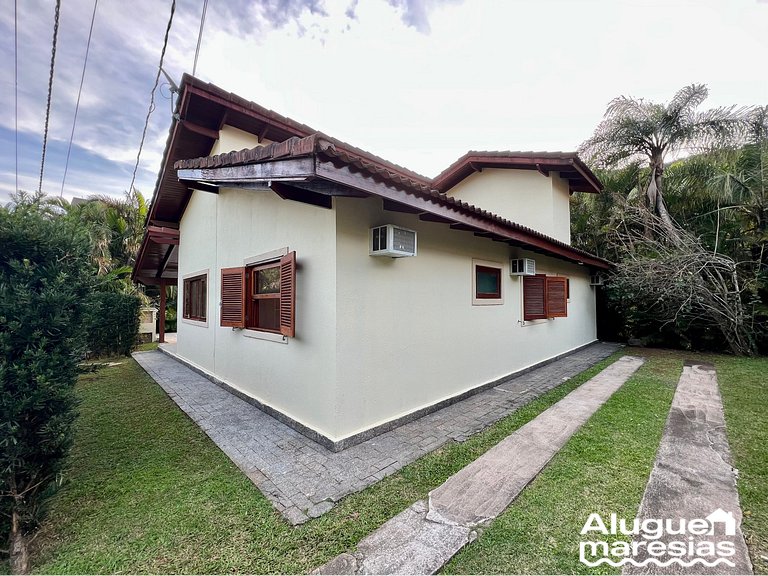 Casa con piscina privada en Paúba um Vilarejo