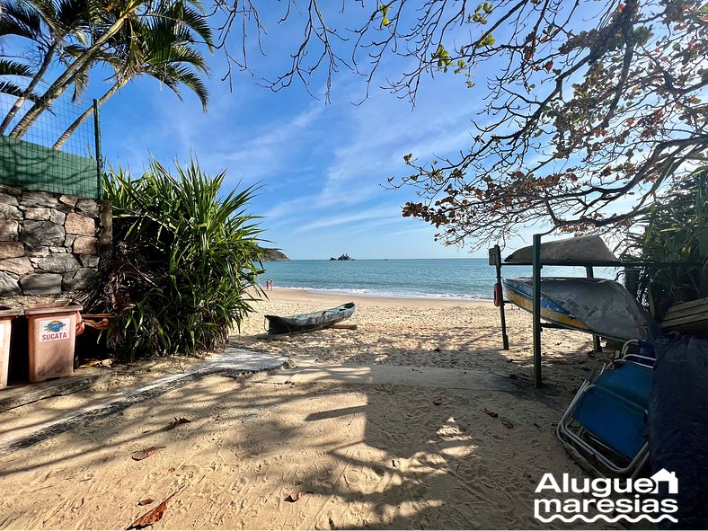 Vista privilegiada para o mar 400 mts da praia